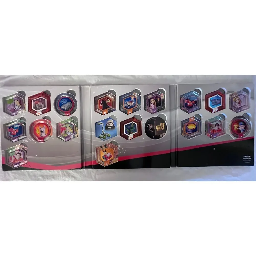 Disney Infinity 1.0 - Power Disc Lot - Case and 18 Discs